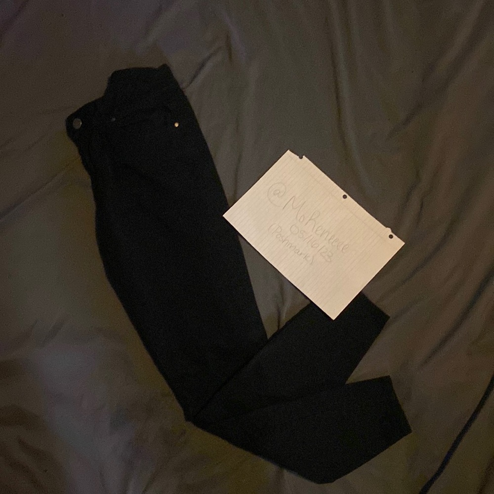 Skinny jeans